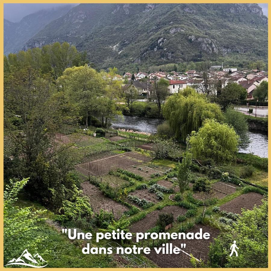 Beau Petit Au Coeur De L'ariege. Apartment